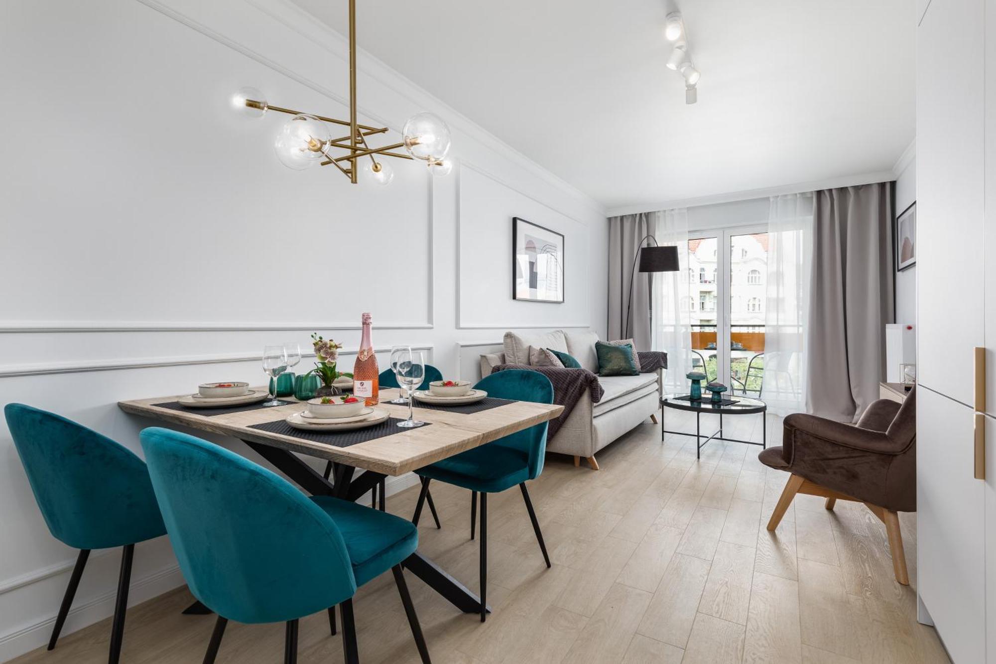 Plac Slowianski Apartments With Balcony Swinoujscie Center By Noclegi Renters エクステリア 写真