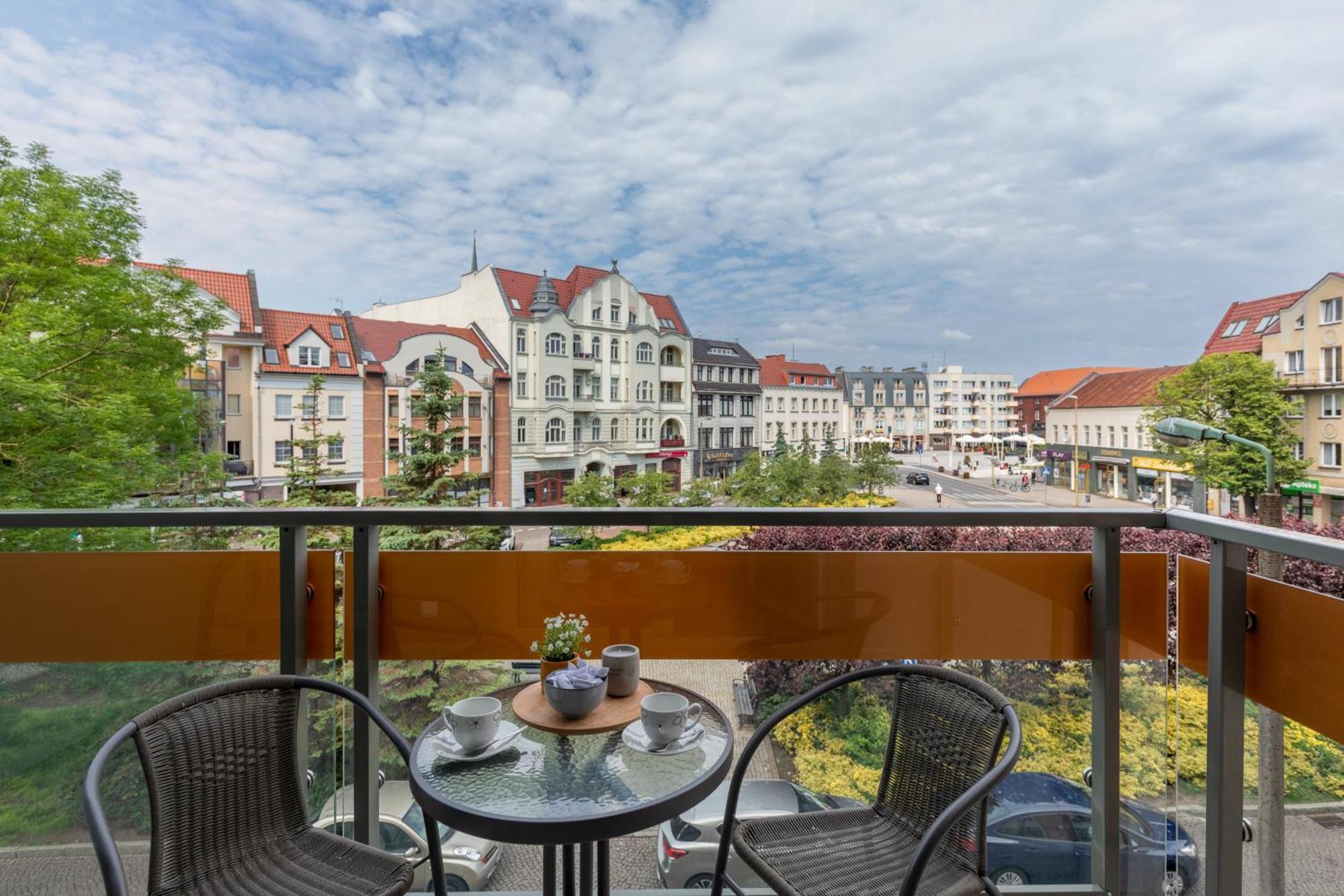 Plac Slowianski Apartments With Balcony Swinoujscie Center By Noclegi Renters エクステリア 写真