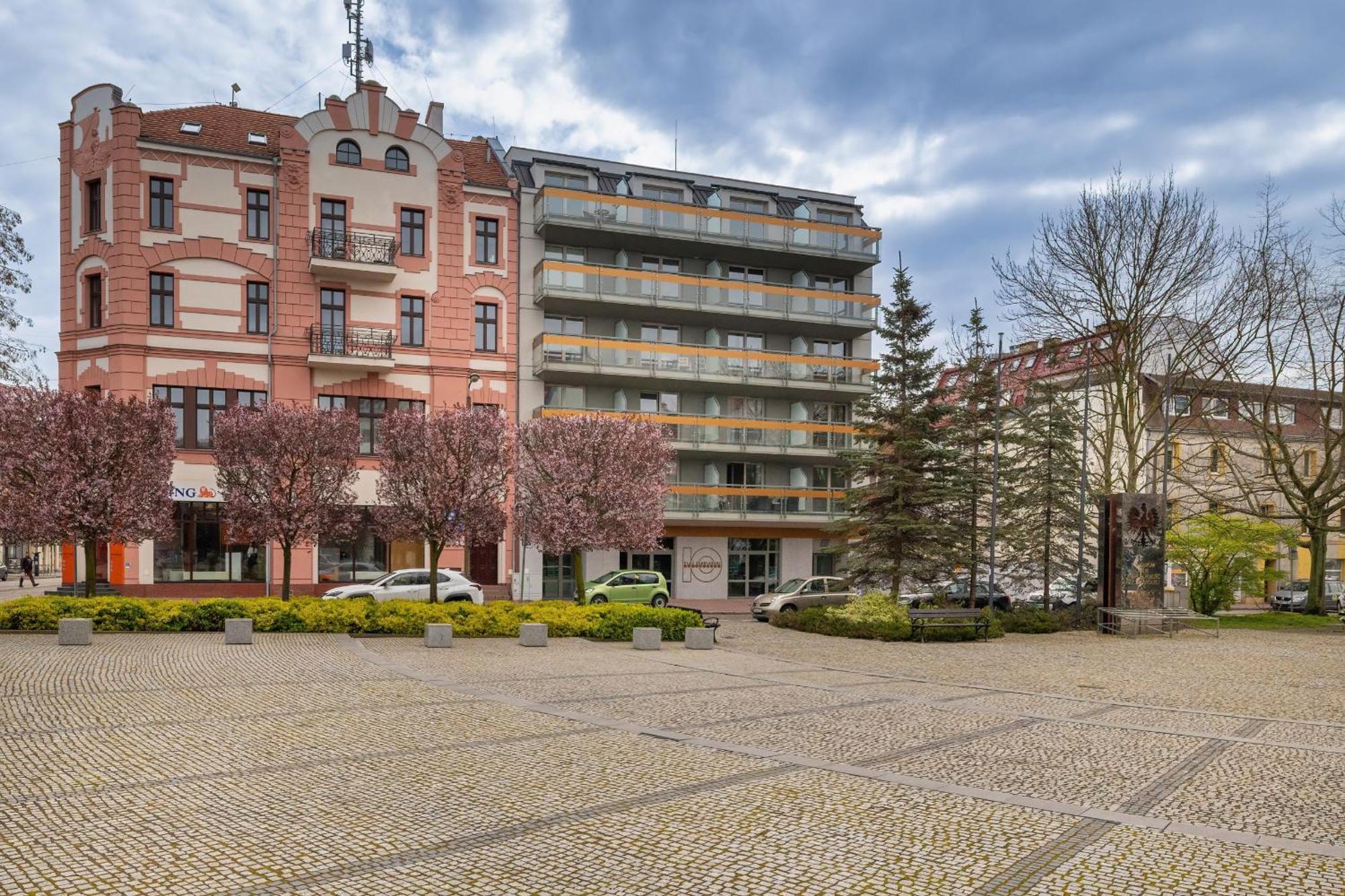 Plac Slowianski Apartments With Balcony Swinoujscie Center By Noclegi Renters エクステリア 写真