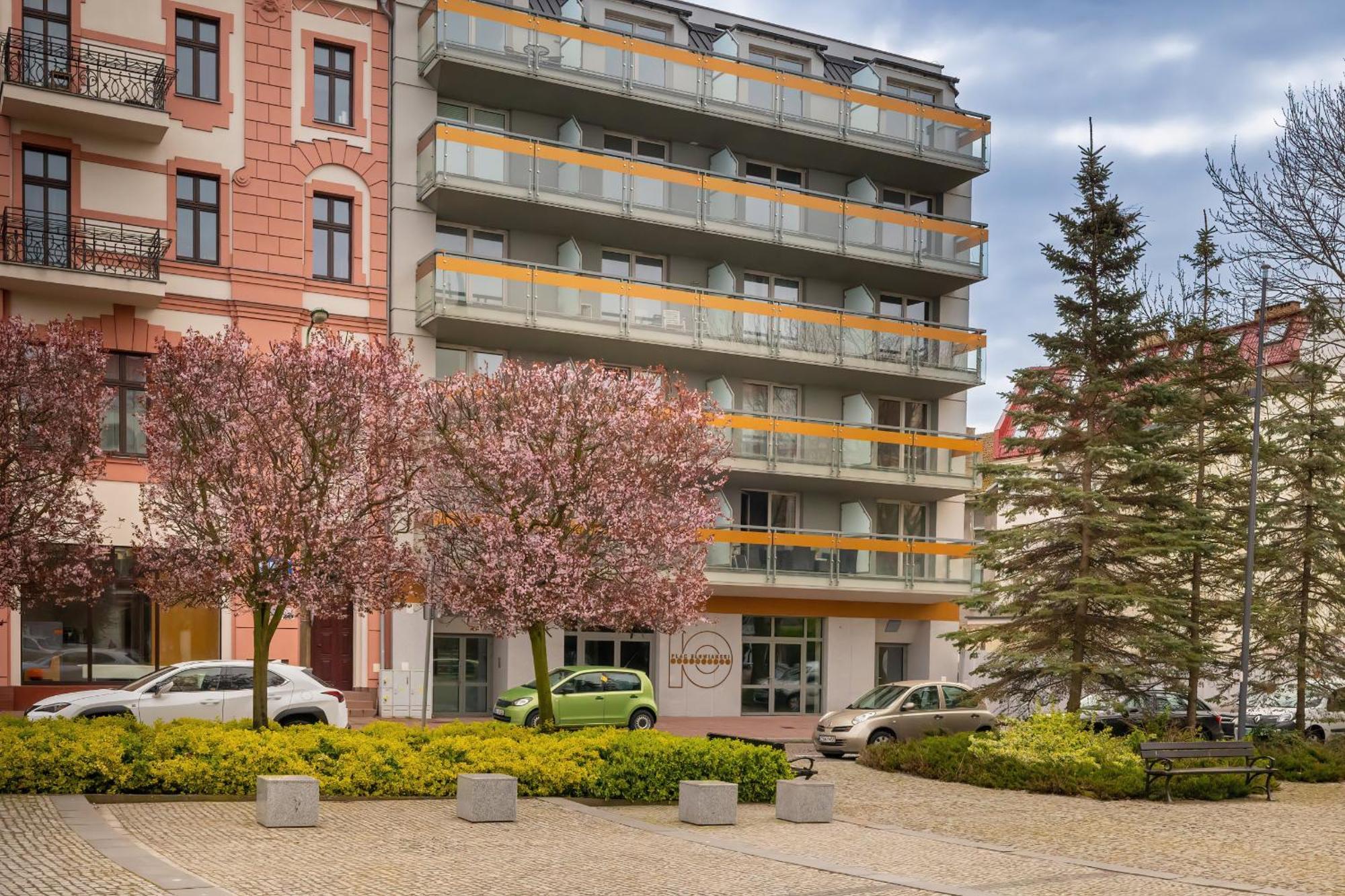 Plac Slowianski Apartments With Balcony Swinoujscie Center By Noclegi Renters エクステリア 写真
